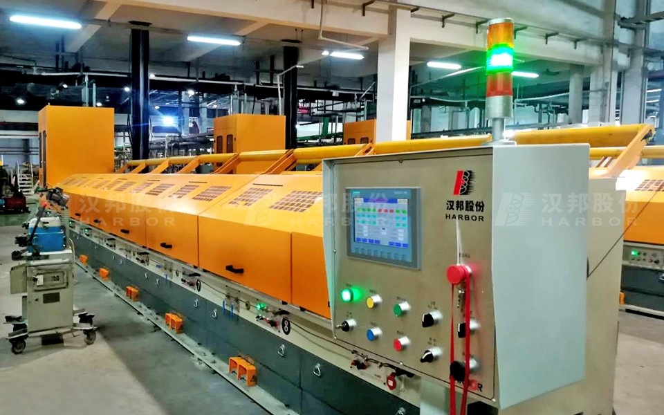 Dry wire drawing machine